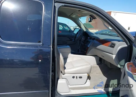 2007 Chevrolet Silverado 1500 Ltz from USA, damaged, VIN 1GCEK19047Z507465